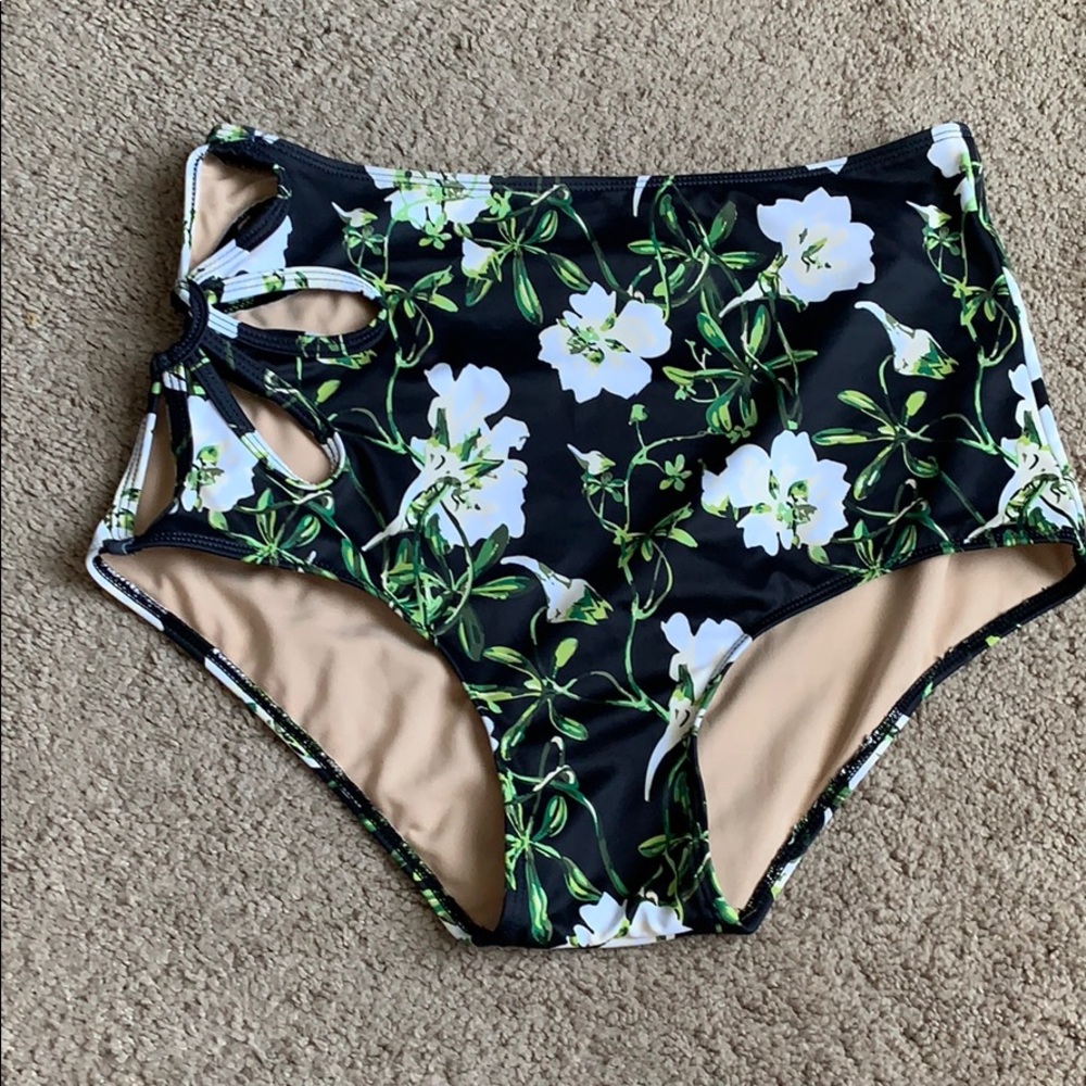 Kortni Jeane Black Floral Flower Cutout